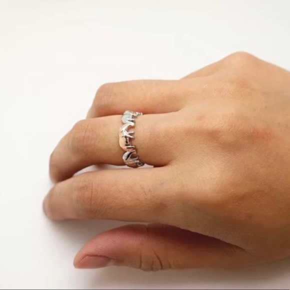 🌺Silver & Rose Gold Elephant Eternity Band Ring🌺 - Picture 4 of 11